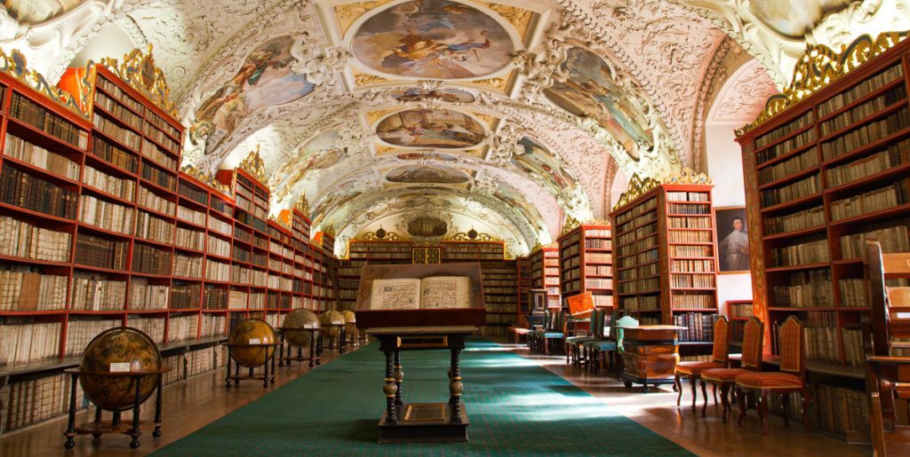 libreria all'interno del clementinum